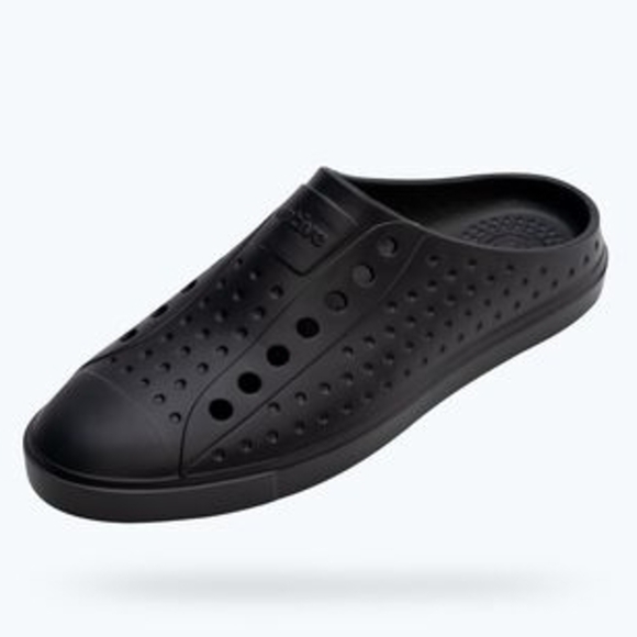 Native Shoes - Native Black Women's Slip-On Loafers